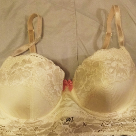 Adore Me long line bra in cream. 36B. (B2) - Picture 2 of 8